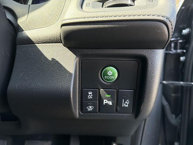 Honda HR-V Photo 7fc8e001-1b96-4657-9571-7211c9b01e2f.jpg