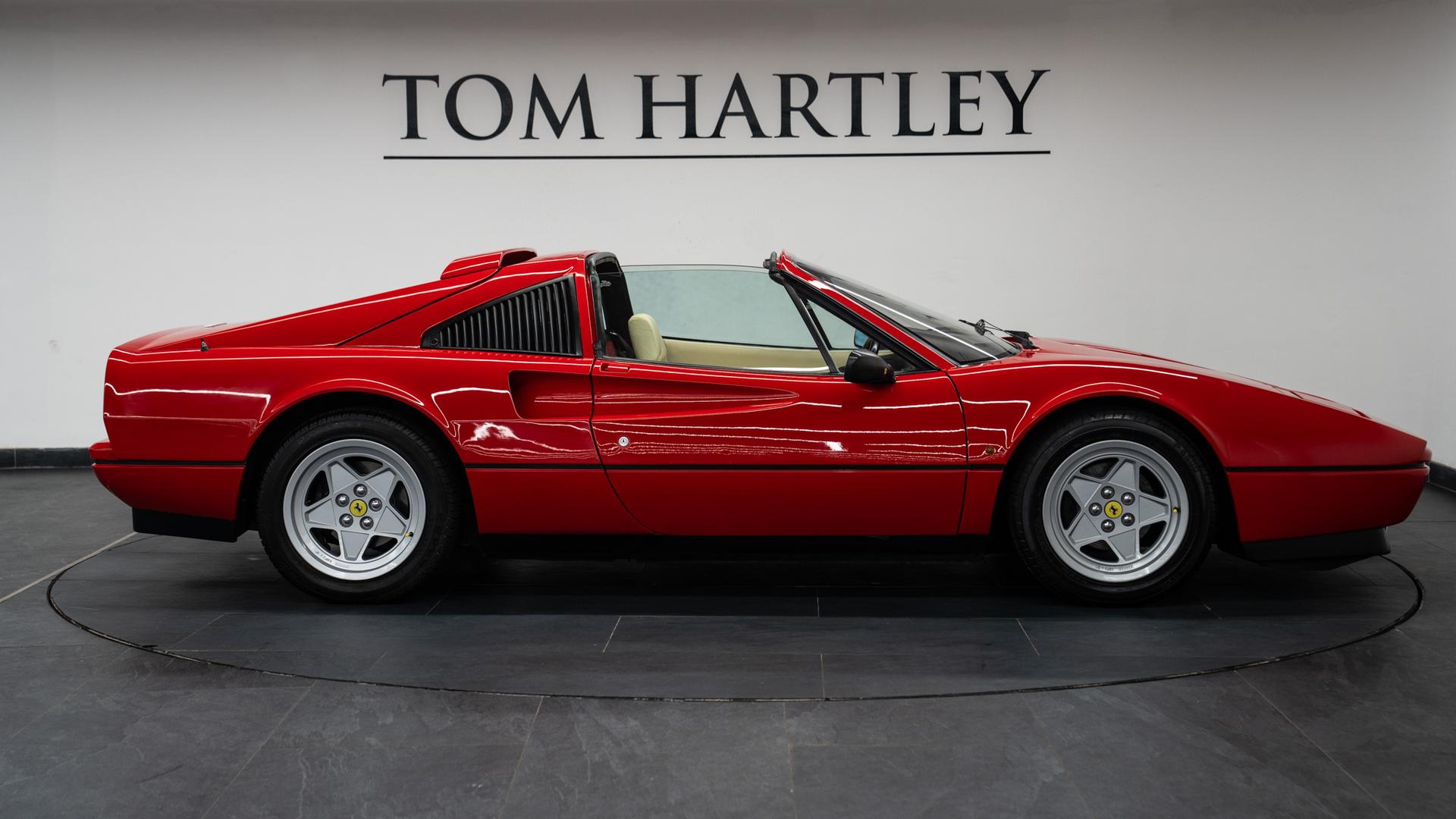 Ferrari 328 Photo 7fd181de-3a5d-4266-8886-335d91eafa9c.jpg