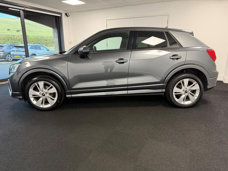 Audi Q2 Photo 7fd2618d-94ce-45f4-9d10-6c8618664fcd.jpg