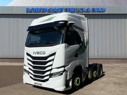 Iveco S-WAY Photo