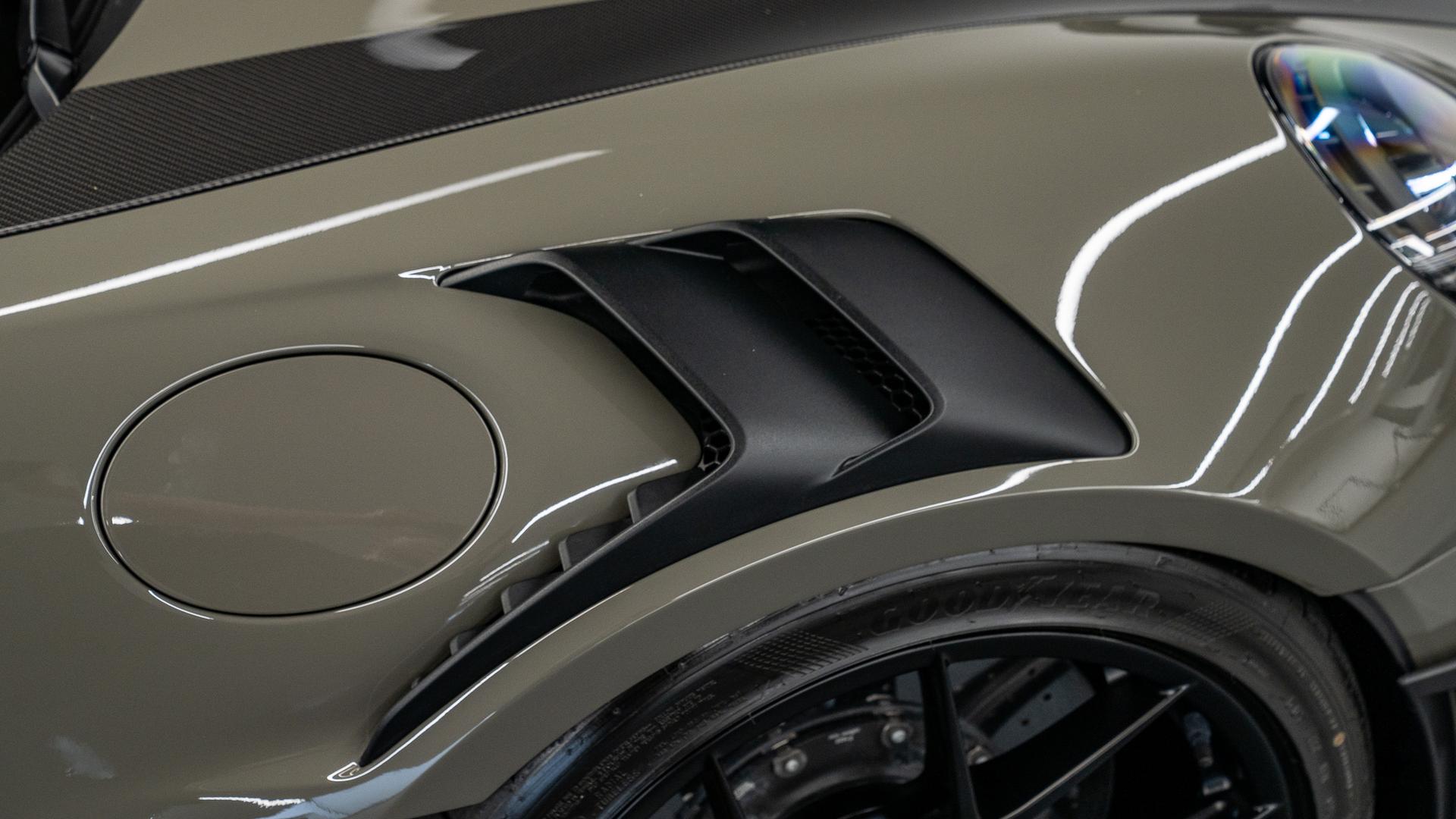 Porsche 911 Photo 7feb9a05-50e9-476a-be0e-054f3480ef91.jpg