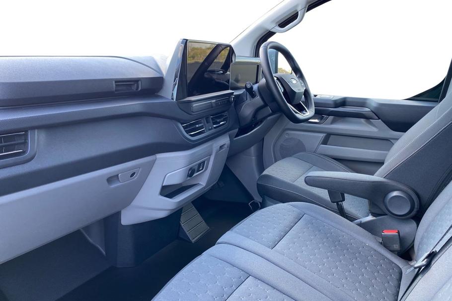 Used Ford TRANSIT CUSTOM NEWCUSTOM13 4