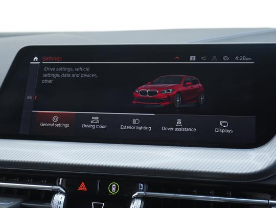 BMW 1 Series Photo 7ffbc9ac-7526-4f23-a869-104daf54f148.jpg