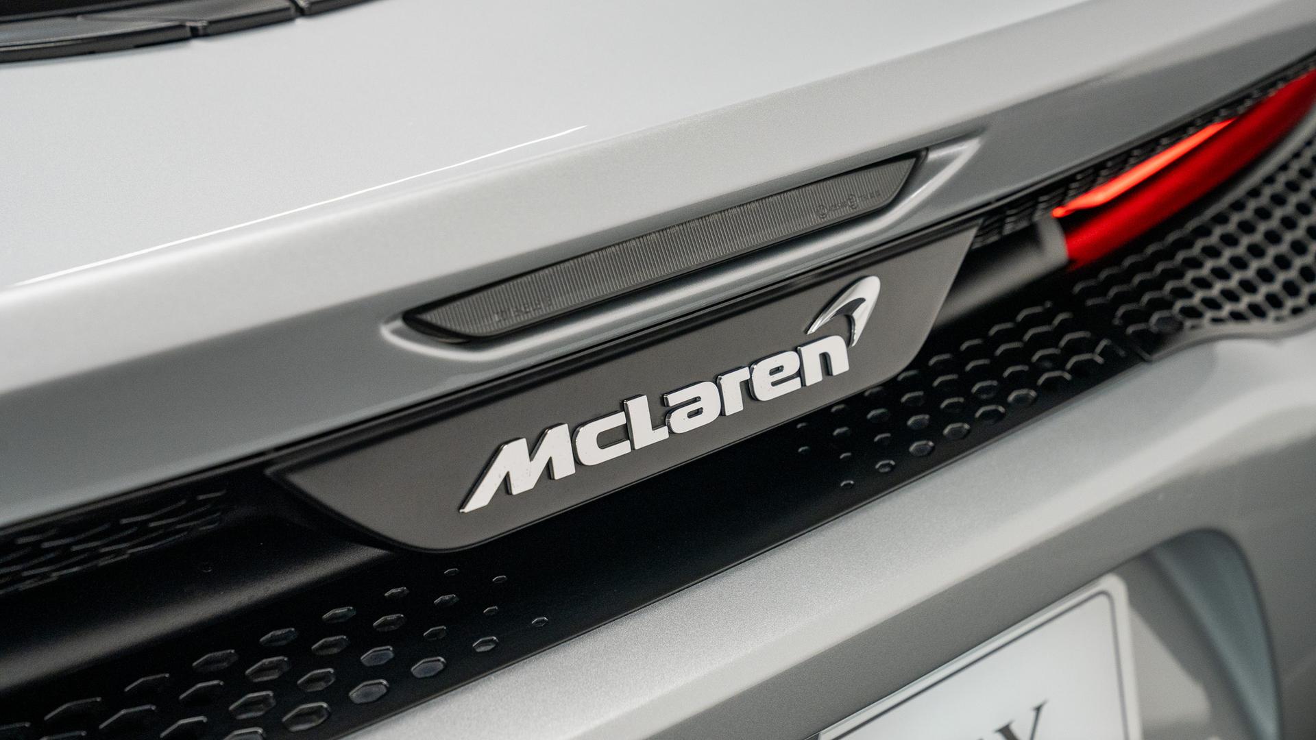 McLaren GT Photo 800158ca-3b4c-4c0c-9cf2-3374ff29427b.jpg