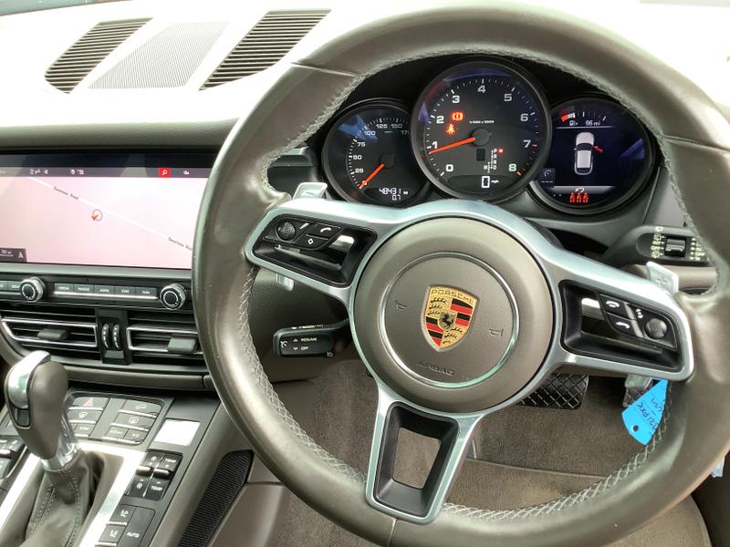 2021 21 PORSCHE MACAN