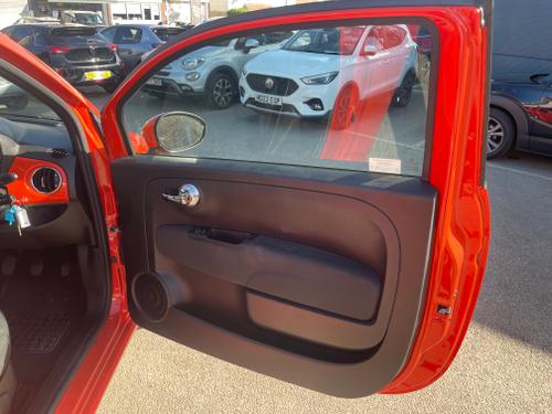 Fiat 500 Photo 801a4c1f-7861-43b2-a97a-fee053a6eccd.jpeg