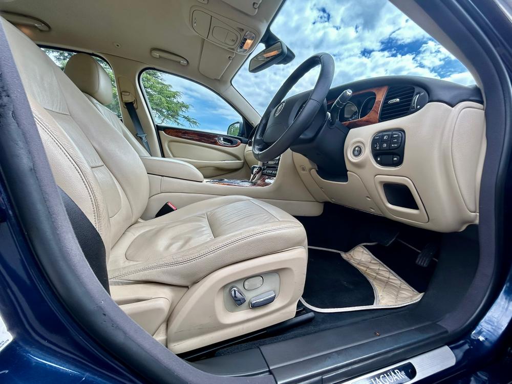 Used Jaguar XJ MM08KKG 36