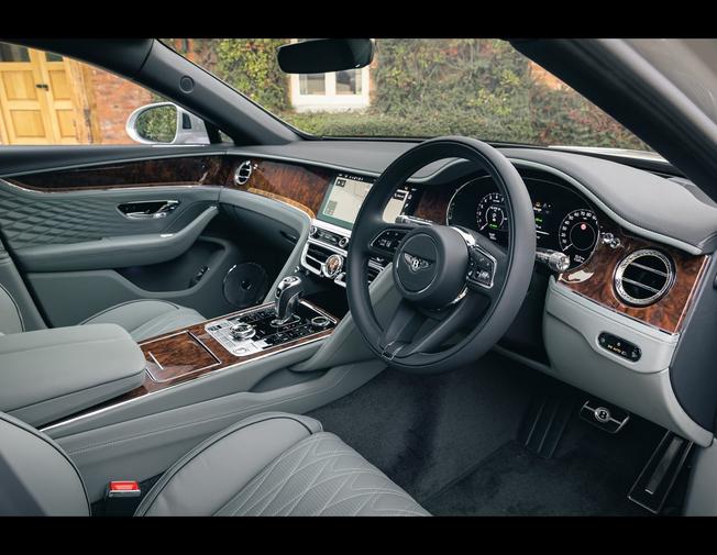 BENTLEY Flying Spur Photo 4
