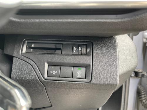 Peugeot 3008 Photo 803afa76-c9f6-43f4-8d31-efc2194c74f0.jpeg