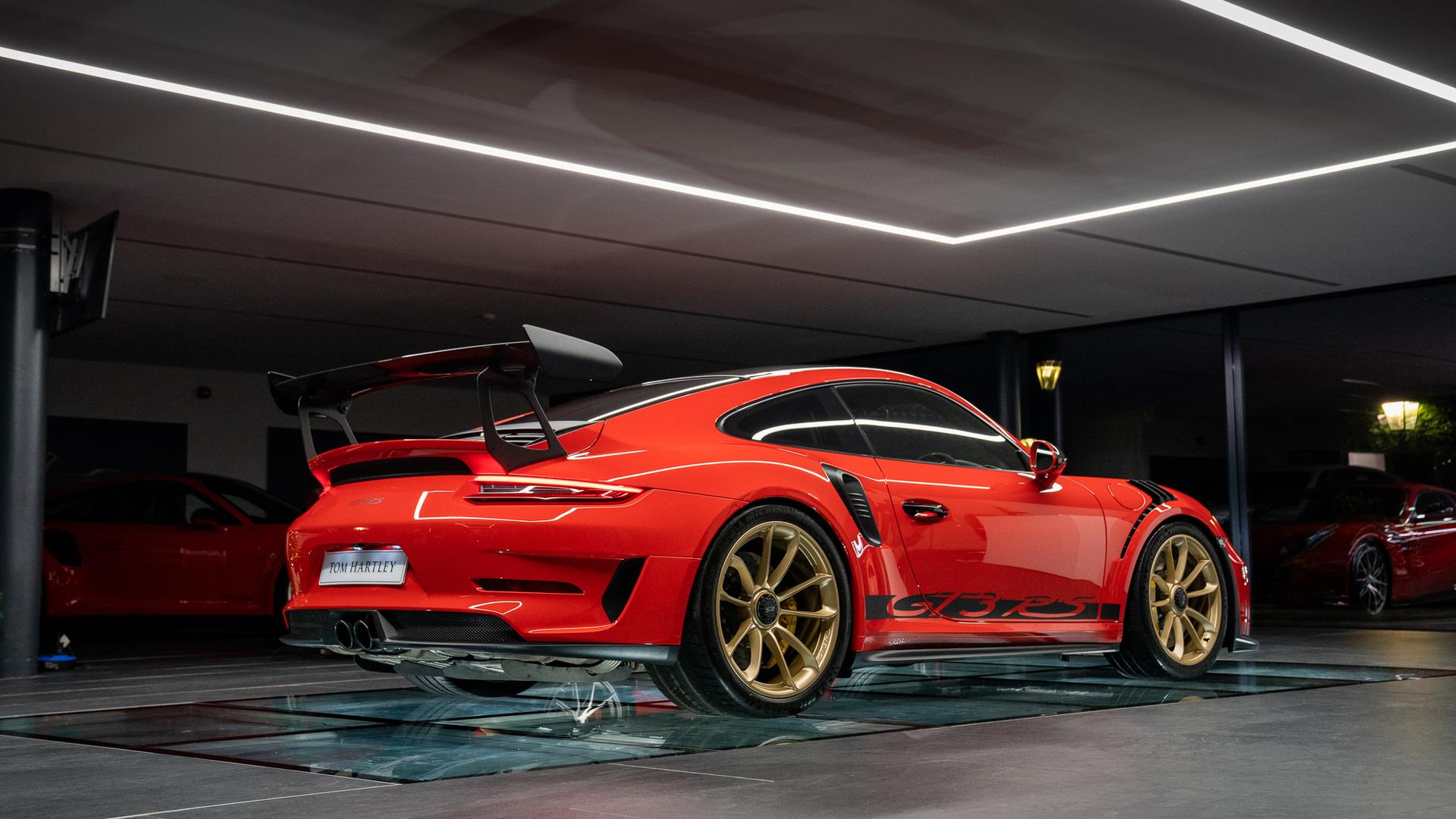 Porsche 911 Photo 804bb6b6-cf11-437d-9dcb-cc9c5da8b788.jpg