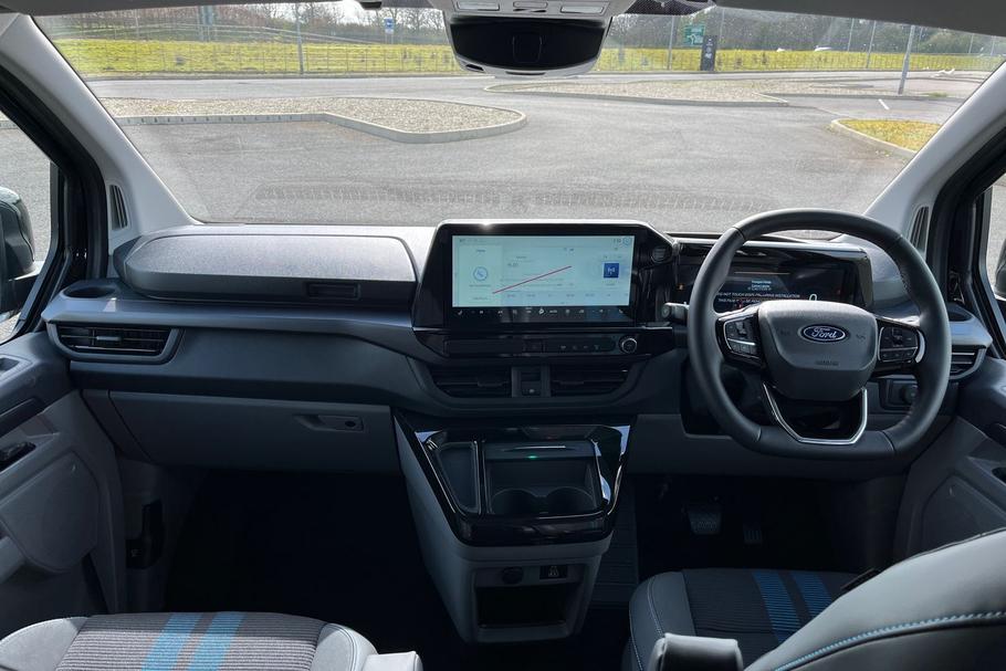 Used Ford TRANSIT CUSTOM L2DCIVSPORT1 25