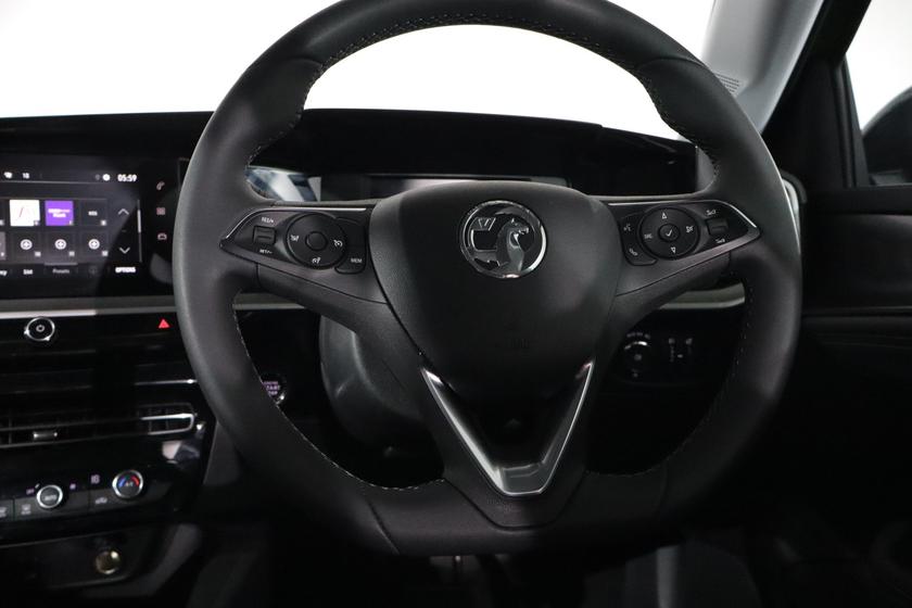 Vauxhall Mokka Electric Photo 806c81cb-4233-4935-a55e-02d485478832.jpg