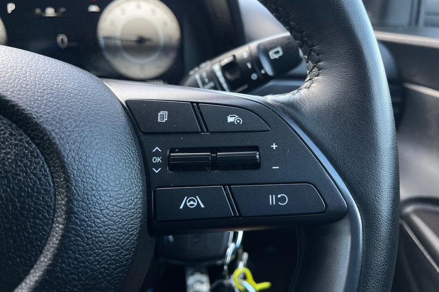 Hyundai BAYON Photo 806fb92f-4c6d-4462-bde7-28f710072ff7.jpg