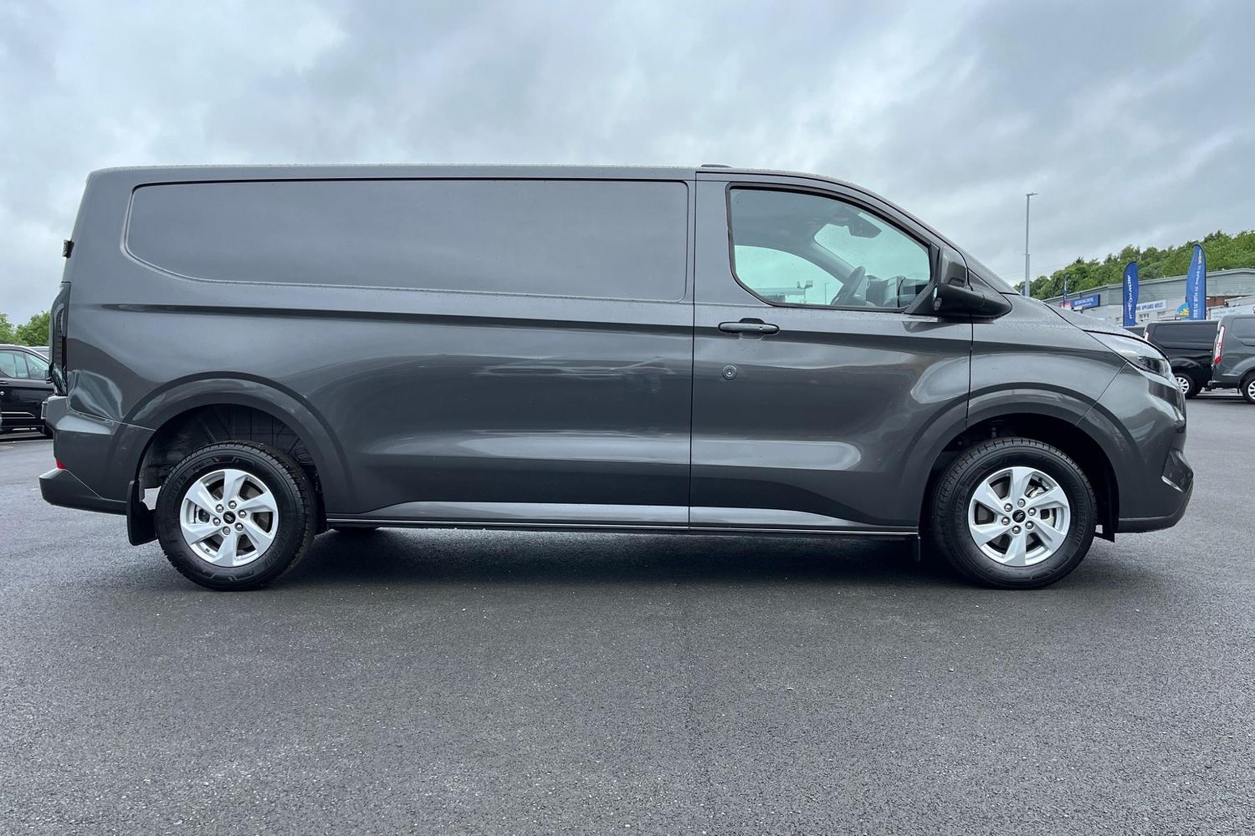 Ford TRANSIT CUSTOM Photo 7