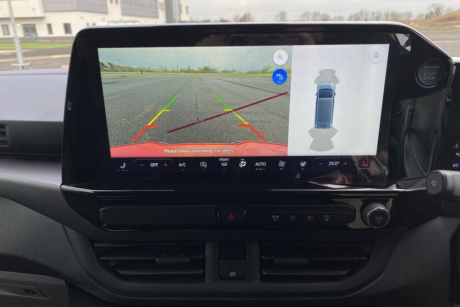 Ford TRANSIT CUSTOM Photo 80751a05-aaab-432f-99ec-54bb0c6df6d1.jpg