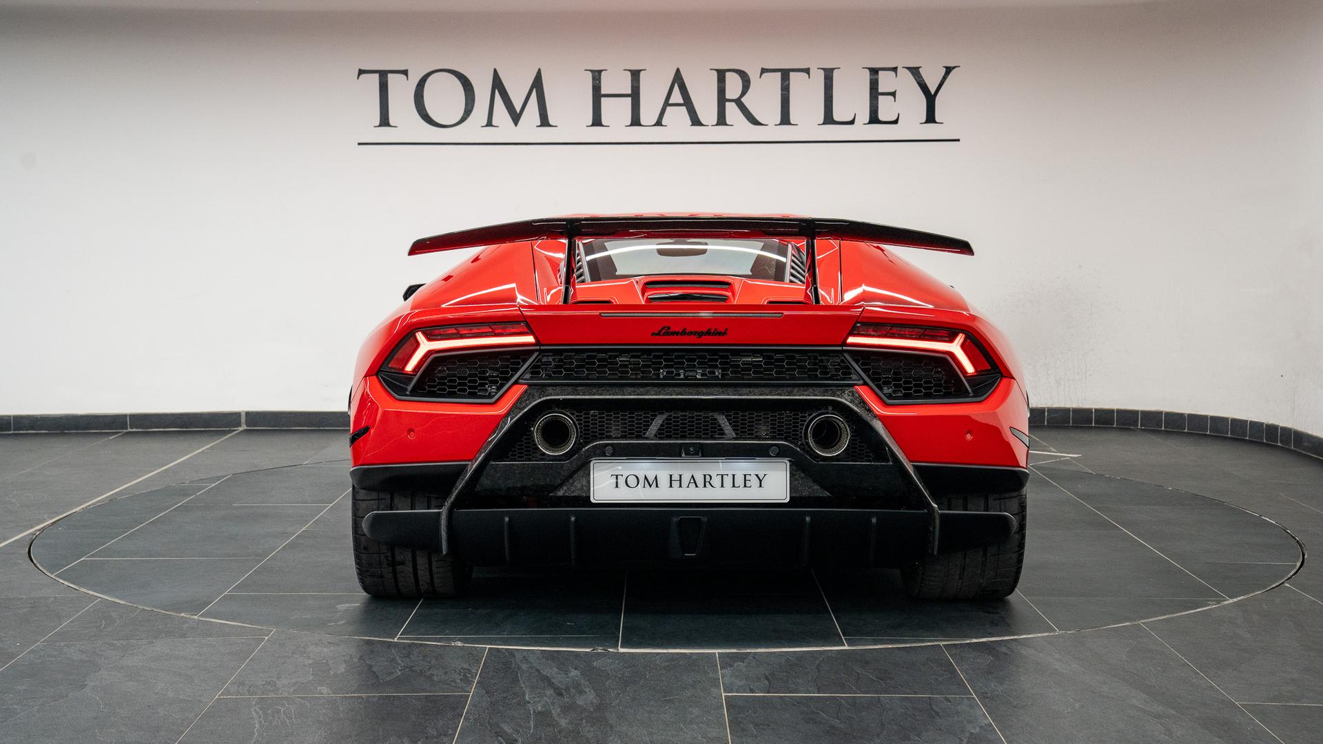 LAMBORGHINI Huracan Photo 807e9a70-ffba-4560-803c-b1814bb5a4e5.jpg