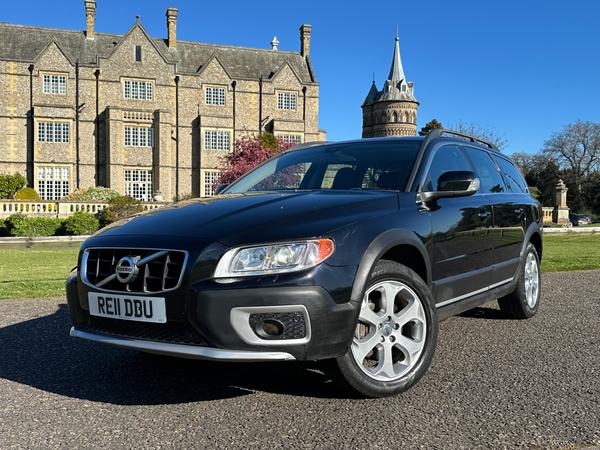 Used Volvo XC70 RE11DBU 1