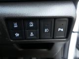 Suzuki S-Cross Photo 30