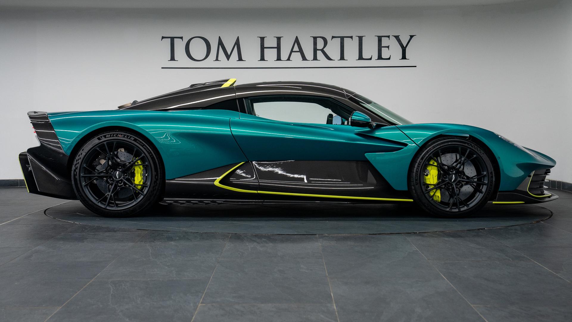 Aston Martin Valhalla Photo 80a1dbe2-bcac-41b1-83bf-85602b262e87.jpg