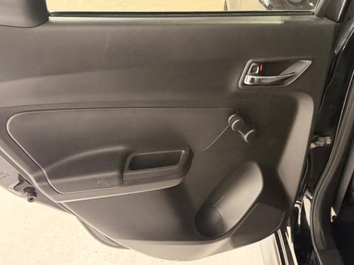 Suzuki Swift Photo 80caac1b-ccc2-4b5e-821a-a0ffab83f032.jpeg