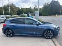 Ford Focus Photo 4