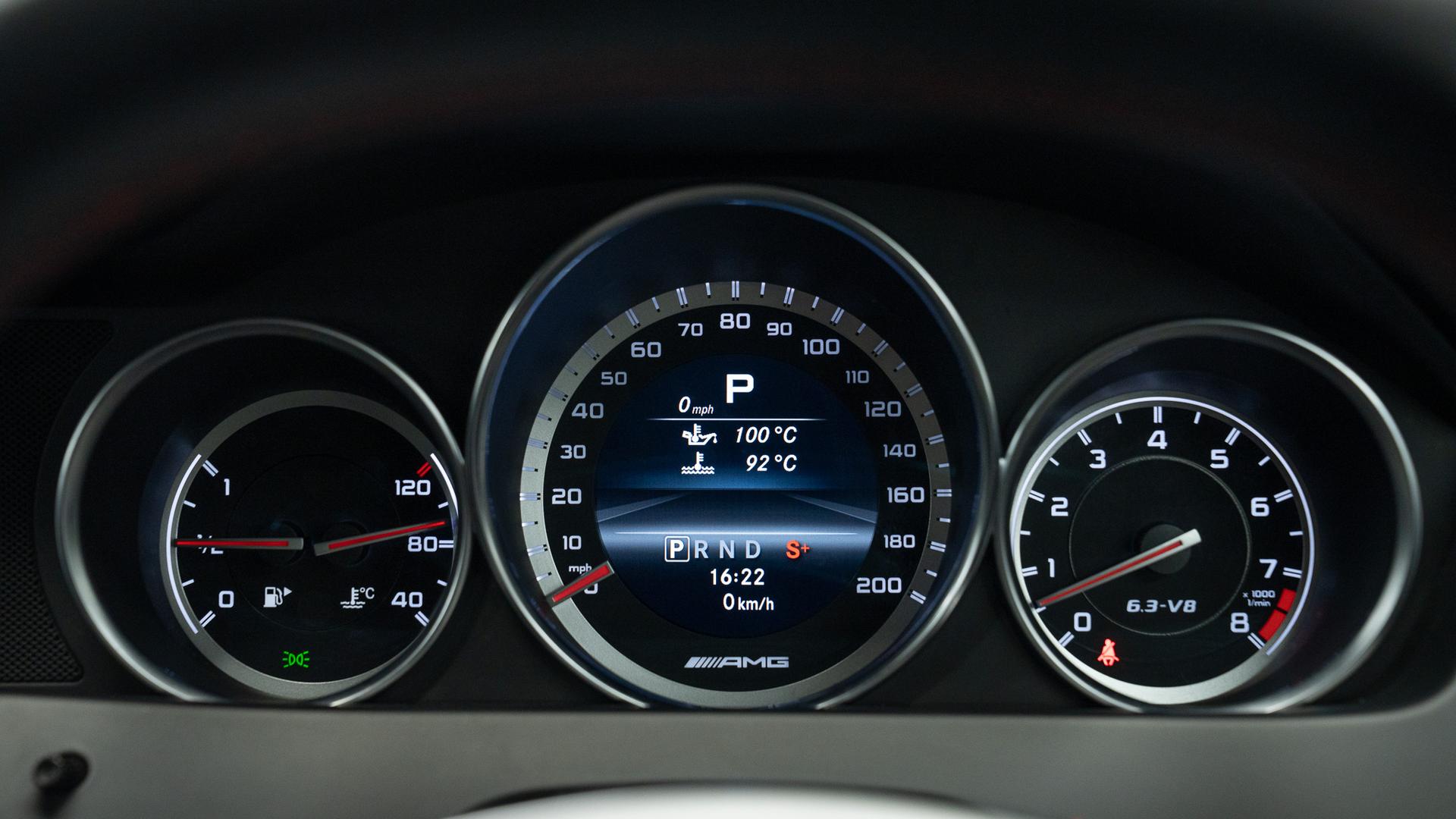 Mercedes-Benz C63 AMG Photo 80d90b60-c4b8-478c-8307-33c9a1b34538.jpg