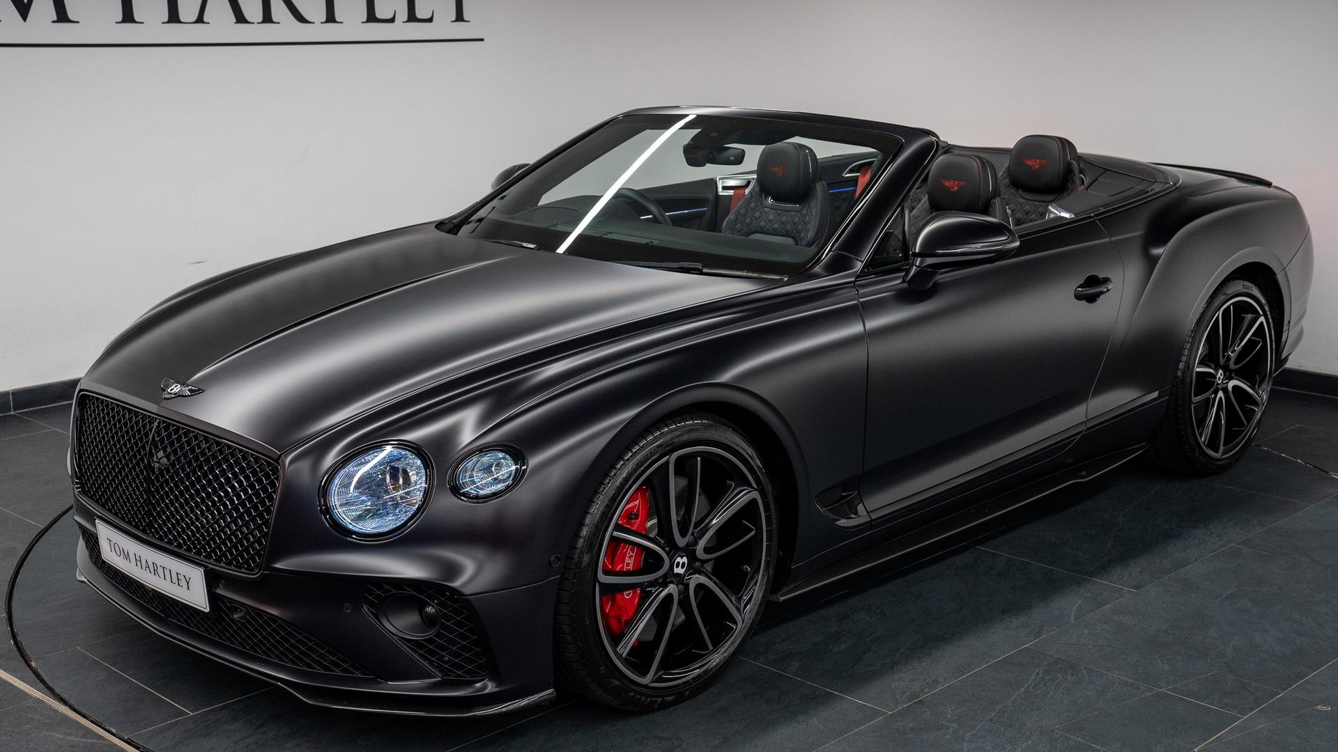 Bentley Continental Photo 80de3078-c44e-4105-a3b5-329a4e9f2cc9.jpg