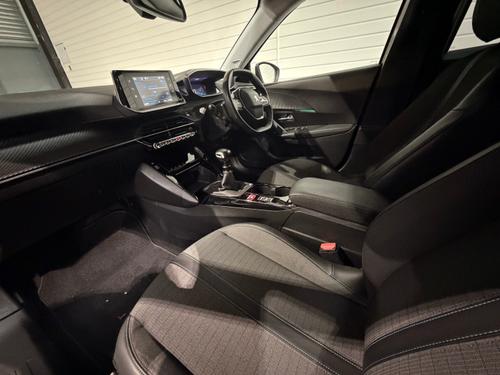 Peugeot 2008 Photo 80dfd18d-abde-4514-907a-0440a7399002.jpeg