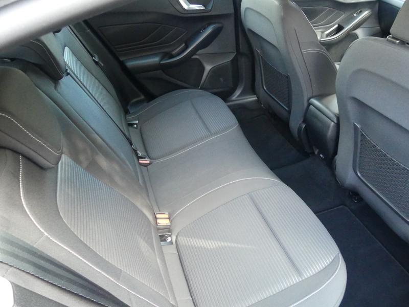 Ford Focus Photo 80e5915a-7cd8-48e7-b67e-0891cd58be48.jpg