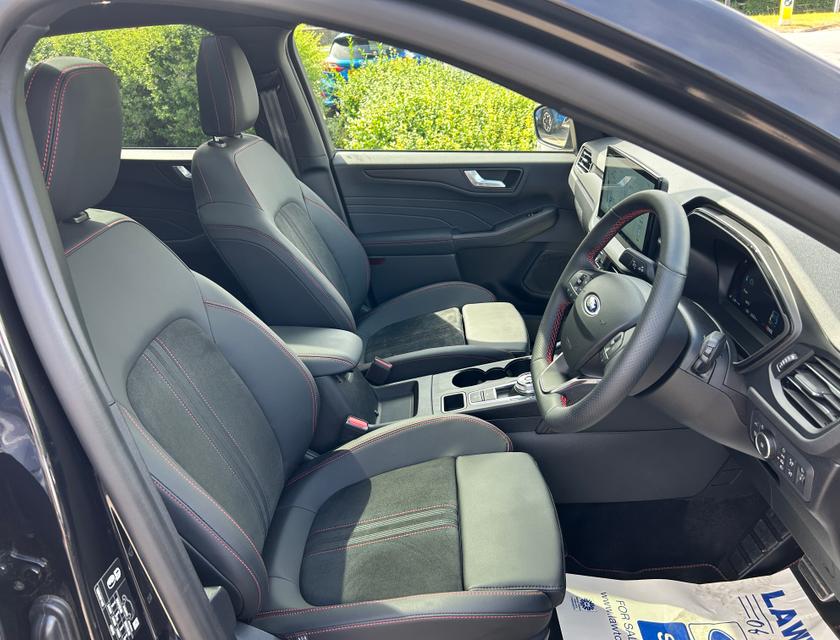 Ford Kuga Photo 80e5daa1-951c-41da-900e-774d41b000af.jpg