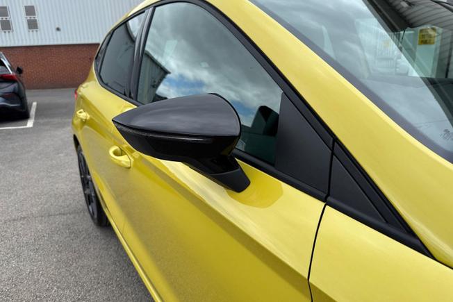 SEAT Ibiza Photo 20