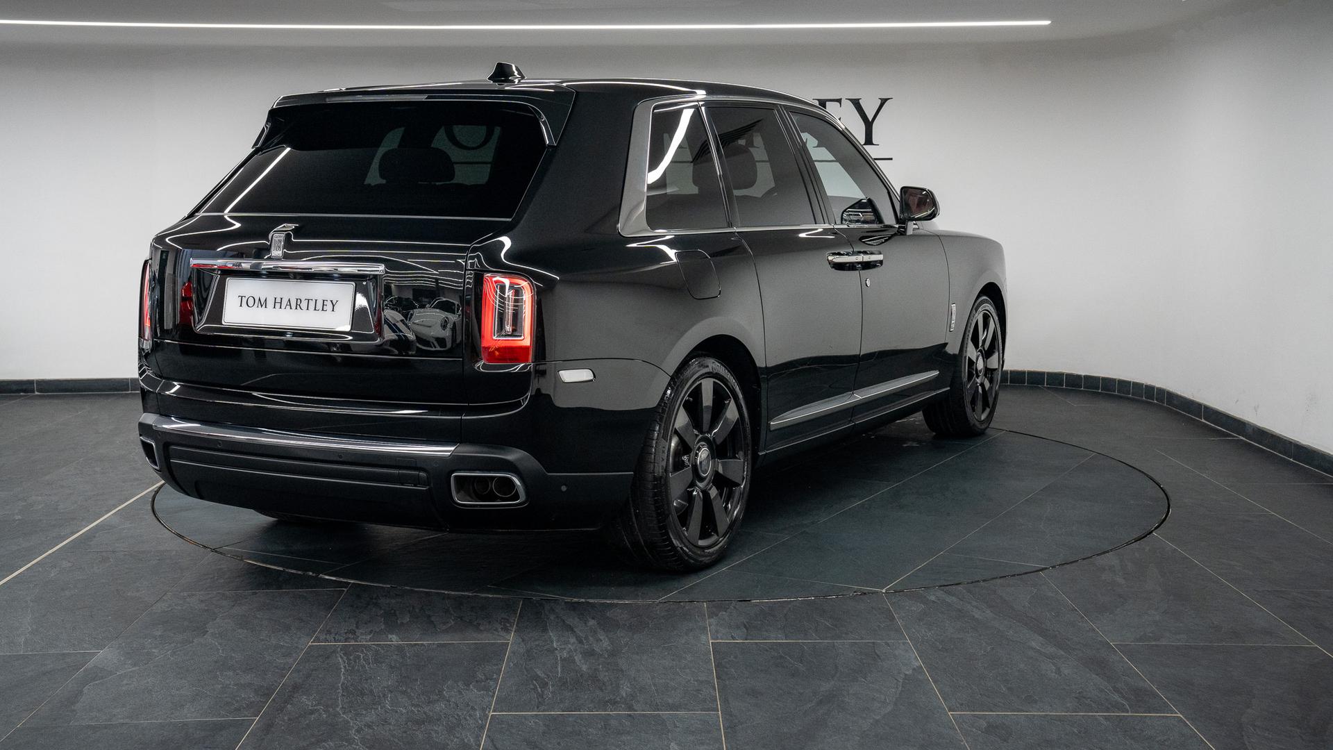 Rolls-Royce Cullinan Photo 8123e413-f365-474f-8ab7-3f9c62efe69a.jpg