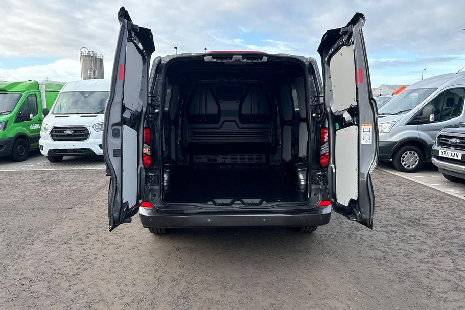 Used Ford TRANSIT CUSTOM NEWCUSTOM18 7