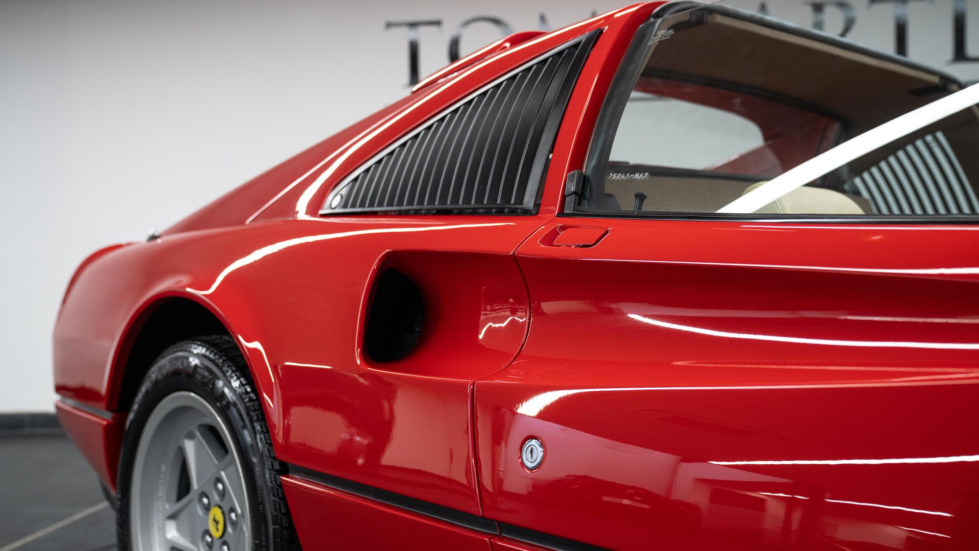 Ferrari 328 Photo 8131570d-29aa-46f0-8879-89a7704fcf36.jpg