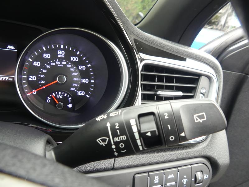 Kia ProCeed Photo 8134ed2b-82e9-4d33-a78d-6a43173adab2.jpg