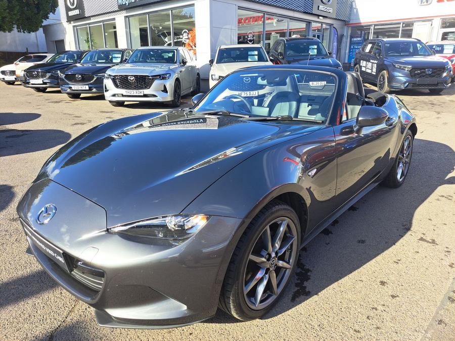 Mazda MX-5 Photo 813def2d-7a0d-434b-a60e-7a86cbbc9969.jpg