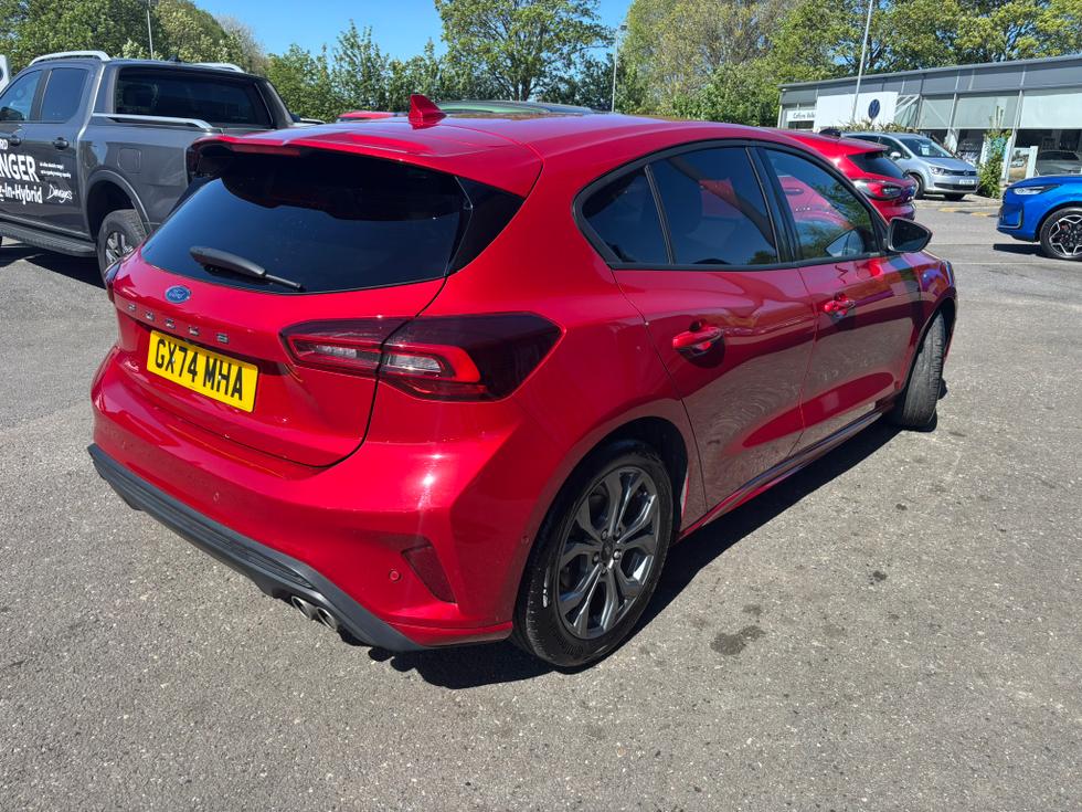 Ford Focus Photo 813e50dd-bb40-410c-925b-ae18588d6133.JPEG