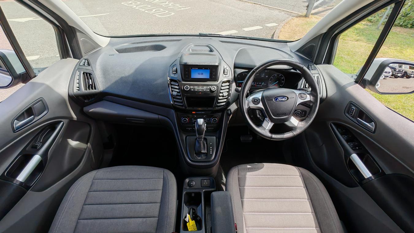 Used Ford Tourneo Connect FY20OVL 23