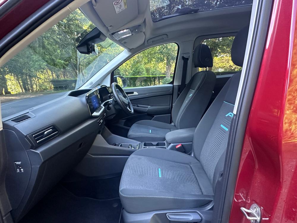 Used Ford Grand Tourneo Connect RA74VVZ 17