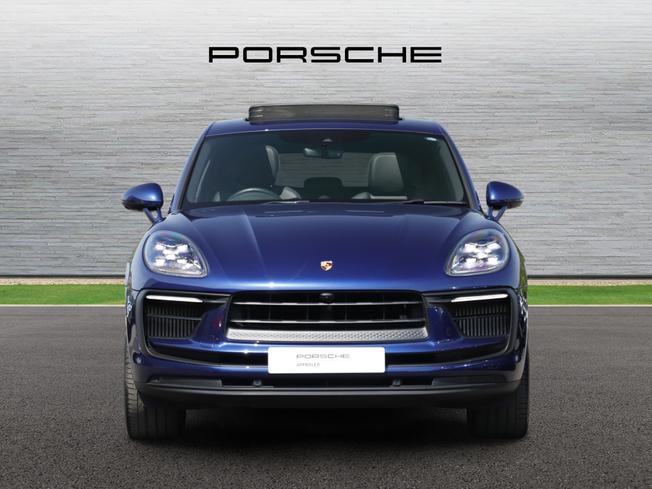 PORSCHE Macan Photo 5