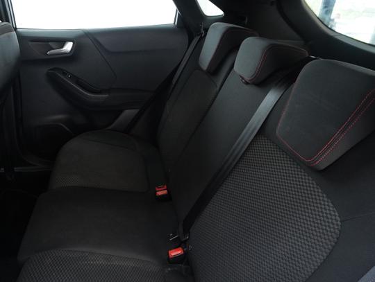 Ford Puma Photo 81900b42-6990-46b8-87cd-78727fd7eede.jpg