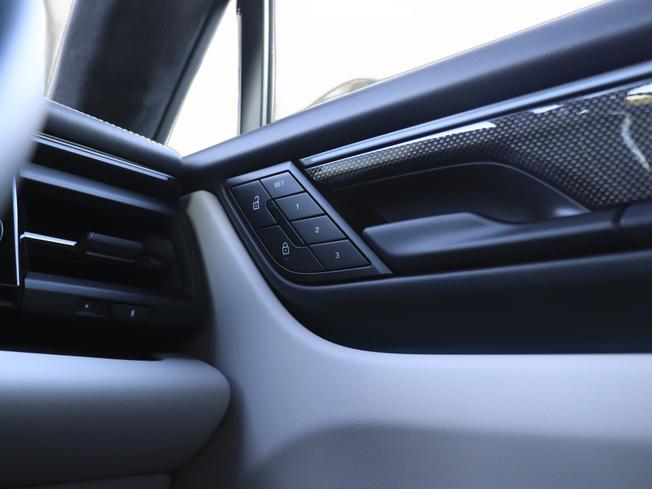 Porsche Macan Photo 24