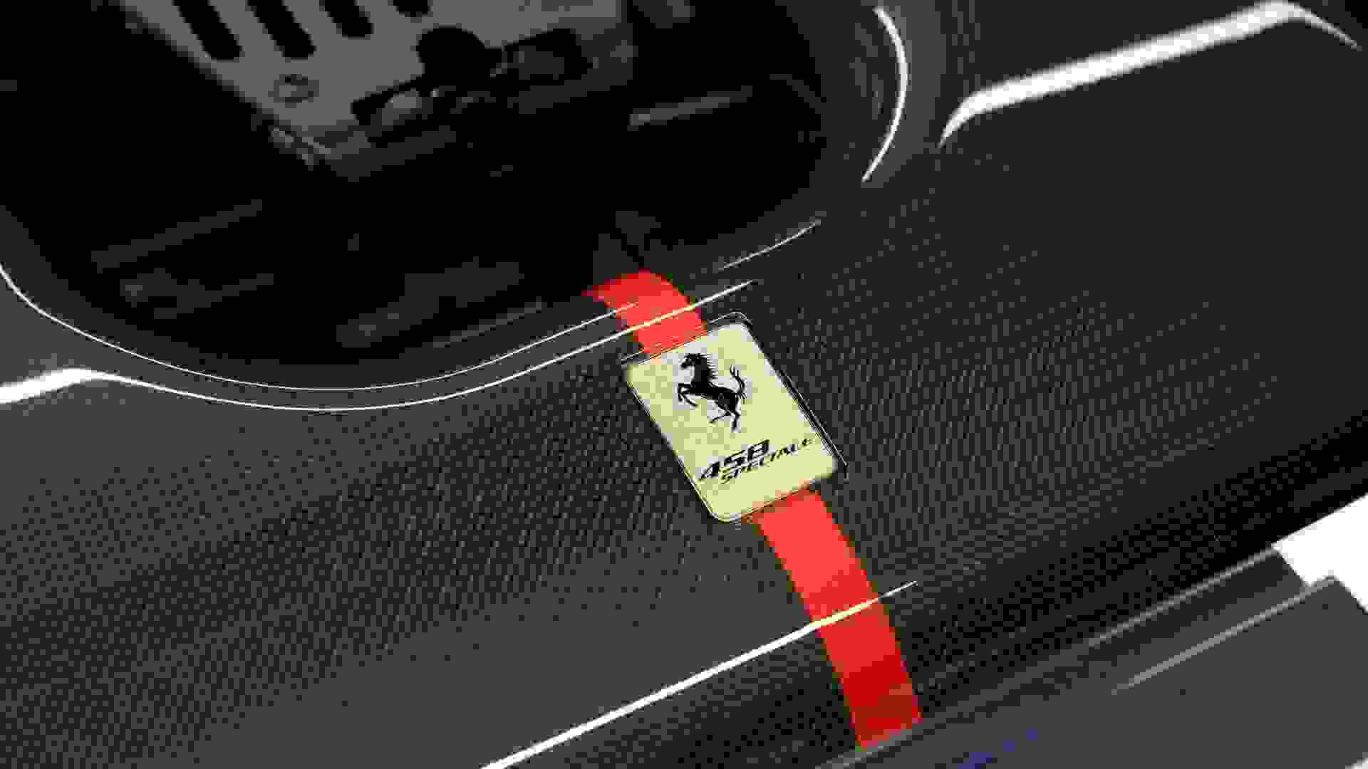 Ferrari 458 Photo 819d292d-8293-46a7-b864-01269bb3cbcc.jpg