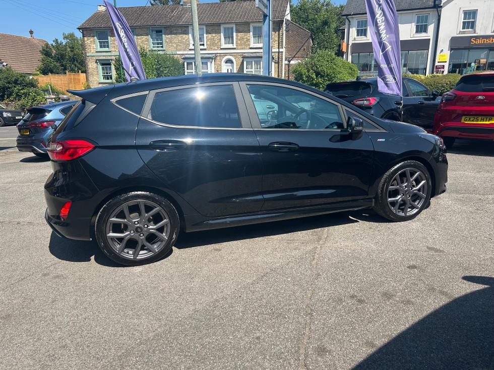 Ford Fiesta Photo 819e3956-aed7-4781-8ed0-afeadffff2aa.jpeg
