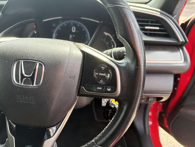 Honda Civic Photo 81a28681-36d2-48a6-9300-43089a3ccf3b.jpg