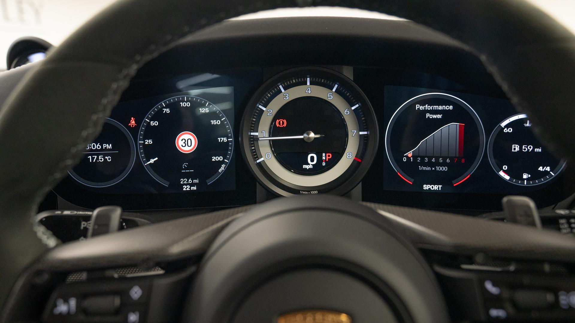 Porsche 911 Photo 81a553db-4443-4528-9b60-17afa5156c99.jpg