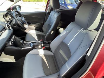 Mazda Mazda2 Photo 13