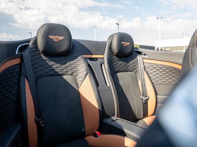 BENTLEY Continental GTC  Photo 26