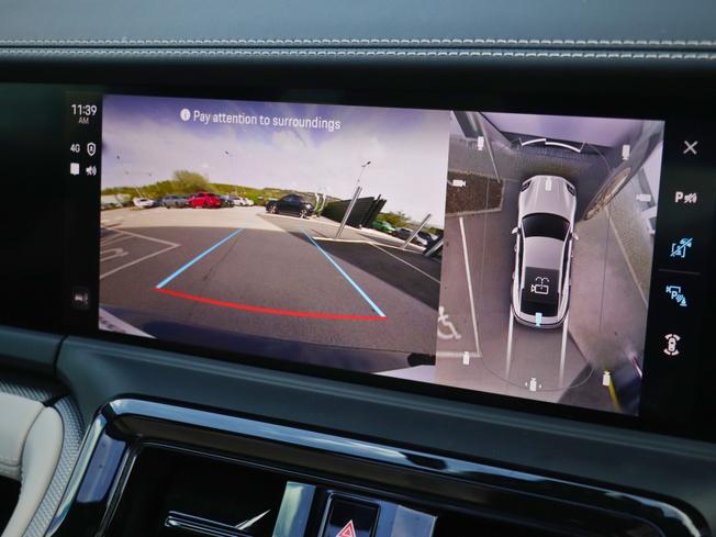 PORSCHE Panamera Photo 37