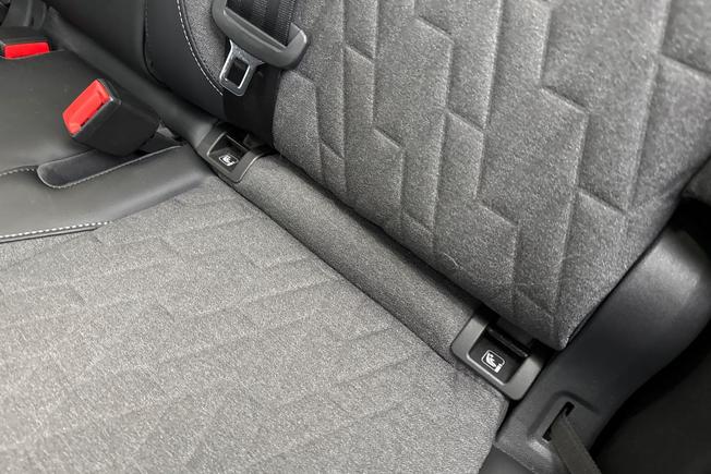 VOLKSWAGEN Tiguan Photo 45